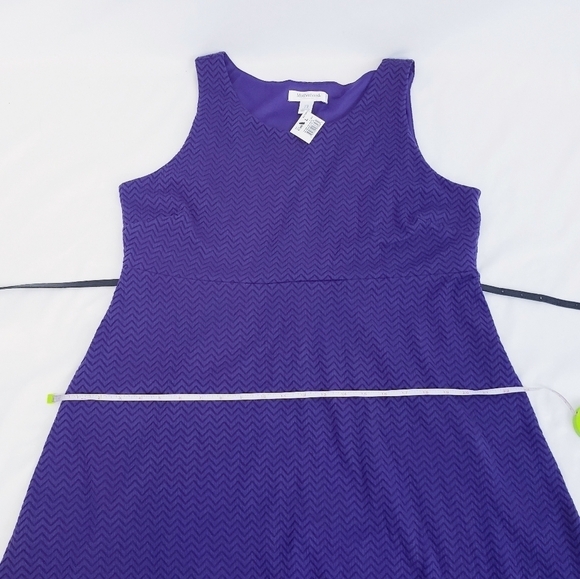 NWOT Motherhood Maternity Sleeveless A-Line Purple Chevron - Picture 8 of 11